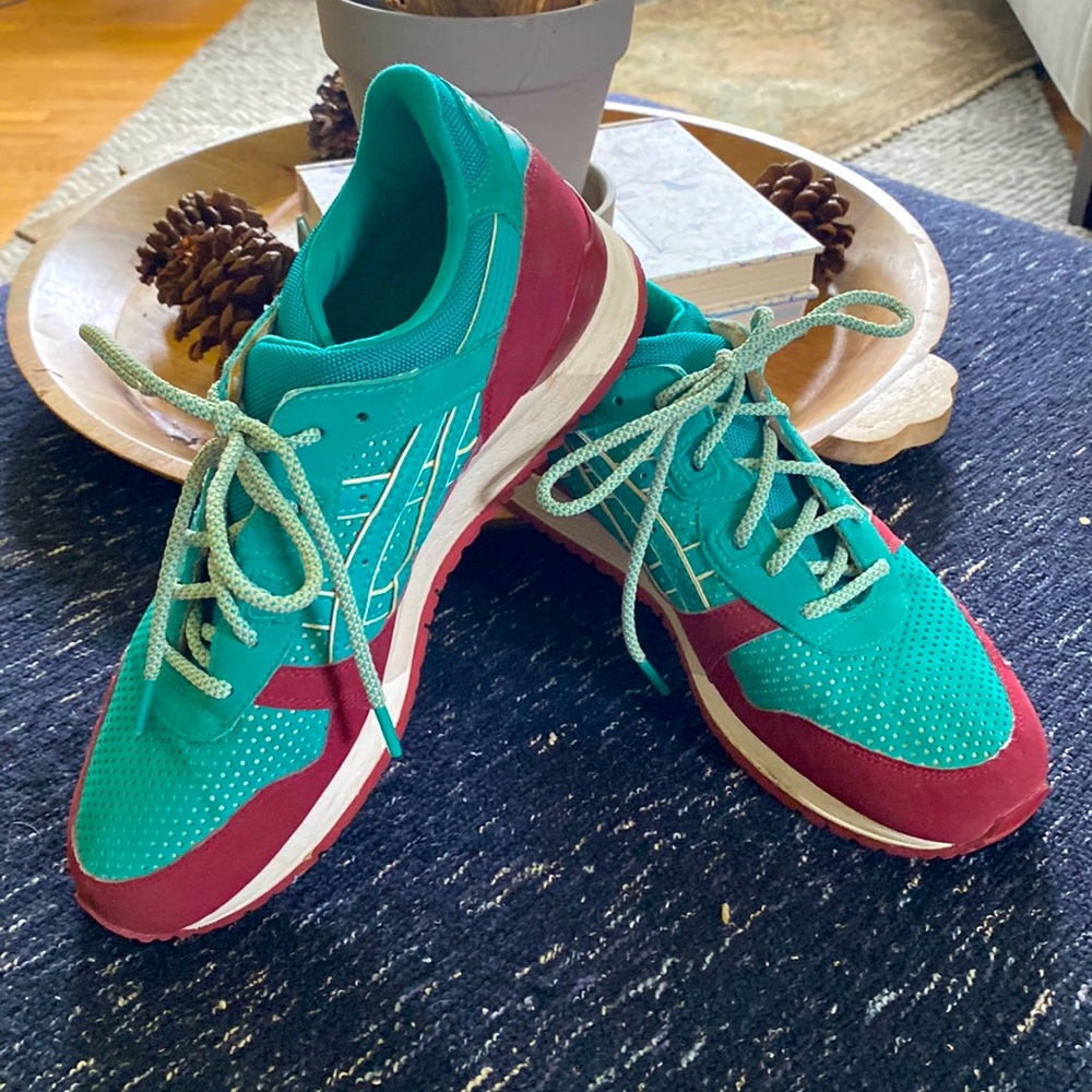 ASICS gel lyte Women’s 9.5
